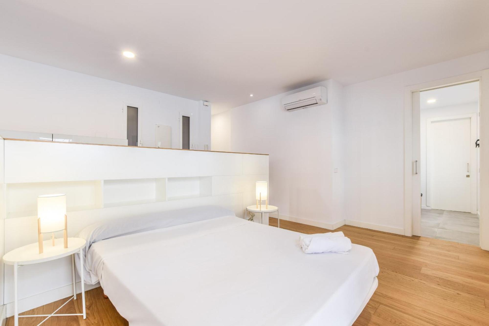 Loft Exclusivo Reformado De Diseno Alquiler Temporal Appartement Madrid Buitenkant foto